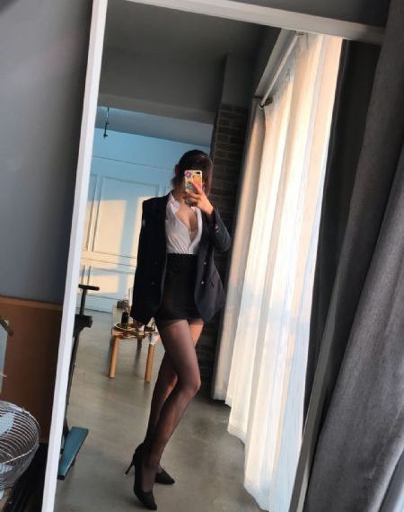 周一的丰满
