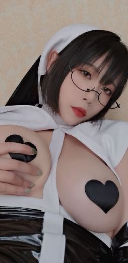 诱人的瑜伽老师3hd中字
